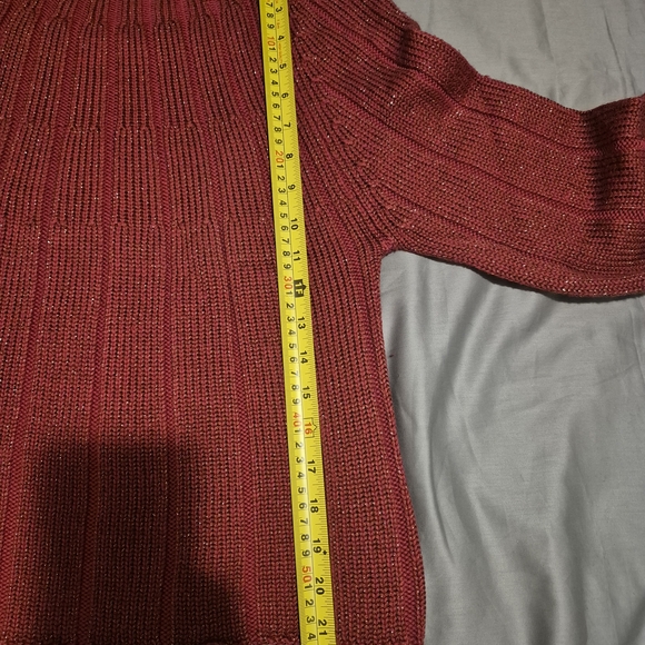 Women's Ribbed Knit Sweater - Red - Picture 4 of 8